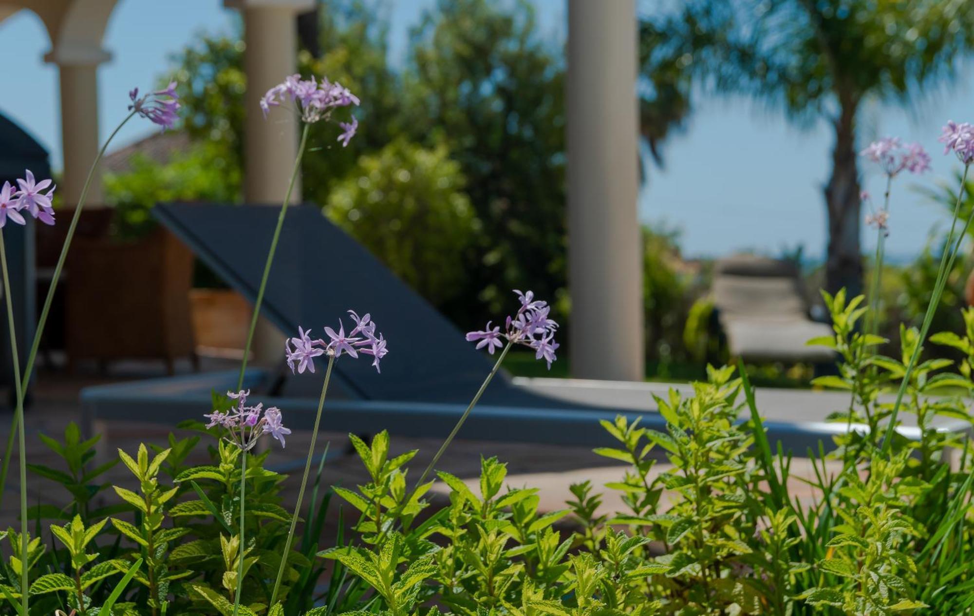 Villa Near Beach In Marbella With Heated Pool Exterior foto